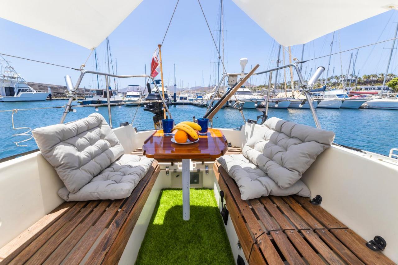 Seaside Chill-Out Stay On A Sail Yacht Пуэрто-Калеро Экстерьер фото