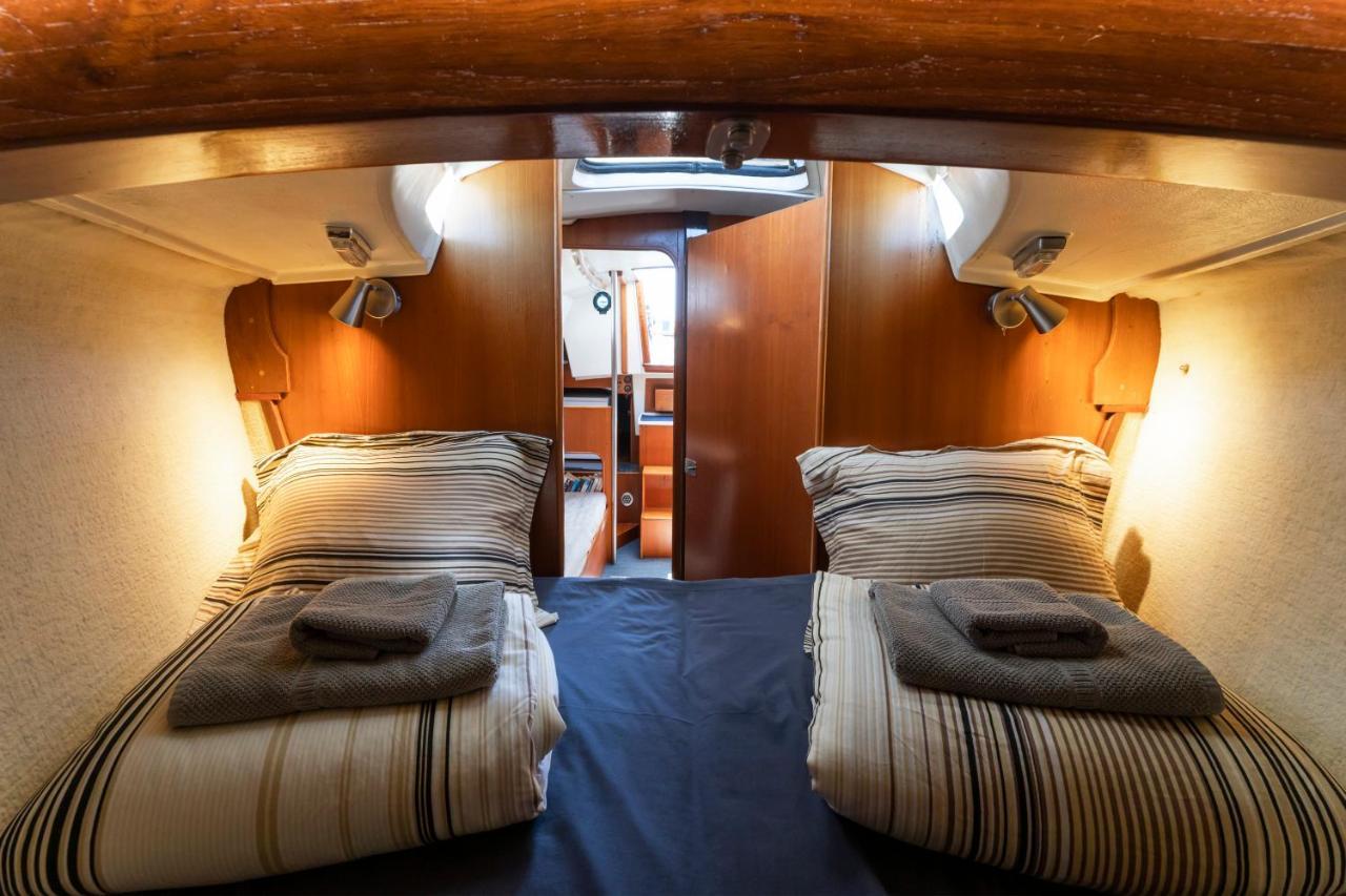 Seaside Chill-Out Stay On A Sail Yacht Пуэрто-Калеро Экстерьер фото